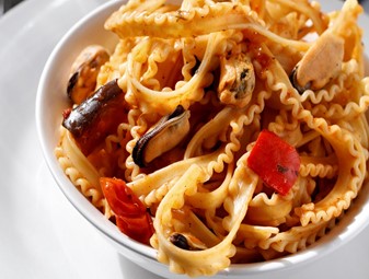 Pasta With Sun-Dried Tomato Almond Pesto and Chicken